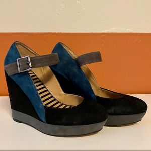 Color block Larabee wedge heels